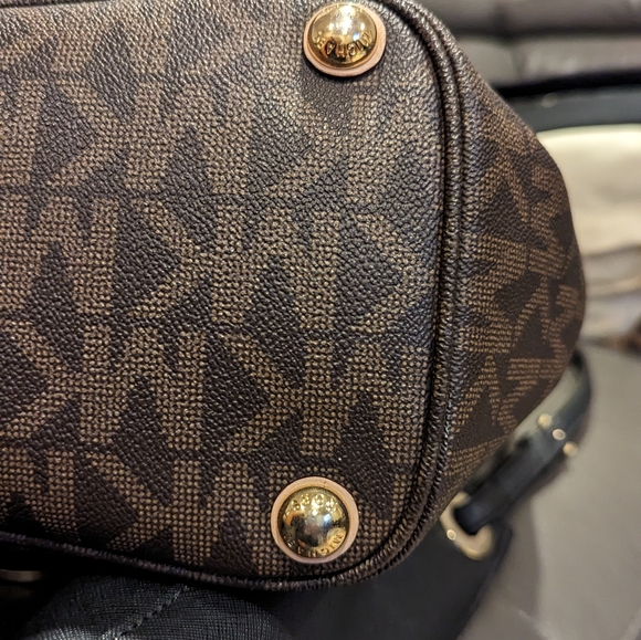 MK Tote Bag - Picture 9 of 10